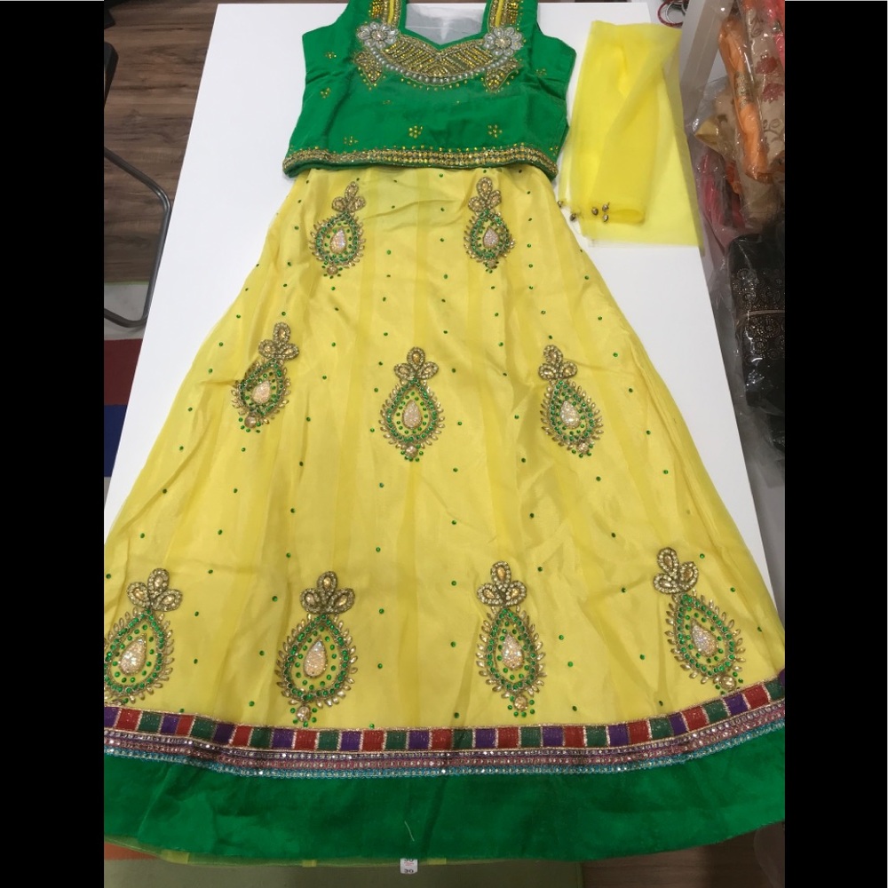 Indian Pakistani punjabi - kids Lehenga